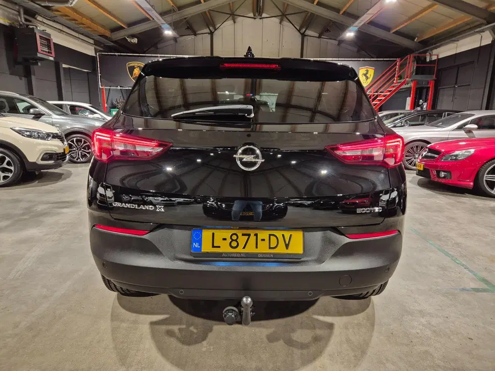 Opel Grandland X 1.2 Turbo Business Edition uit 2021, foto 8