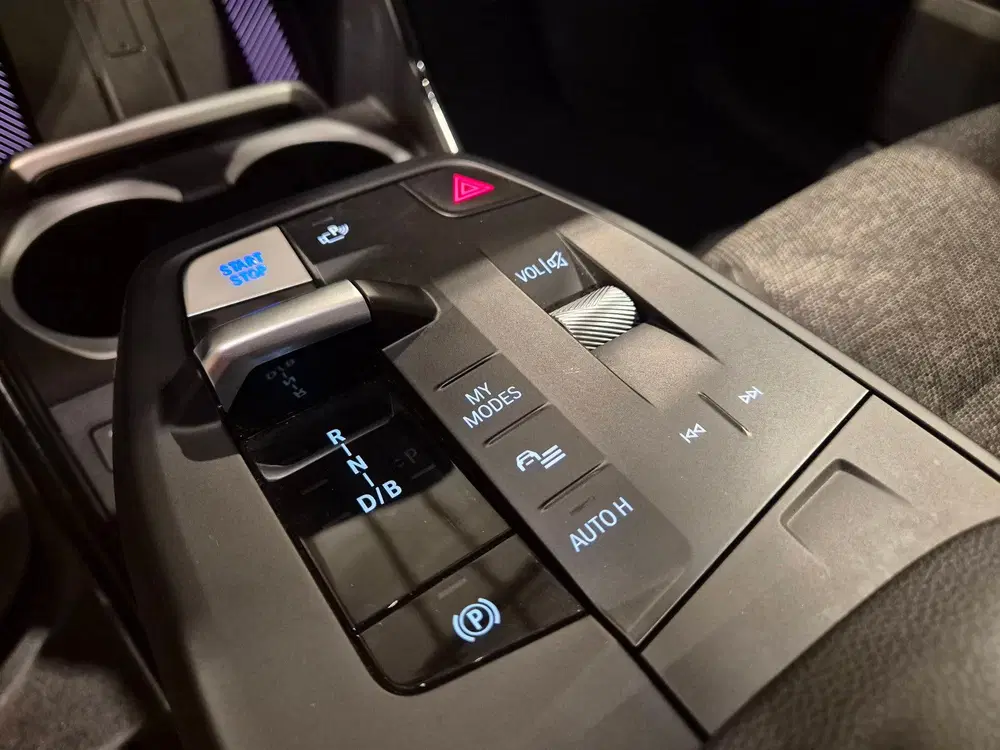 BMW iX1 XDrive30 67 kWh uit 2023, foto 9