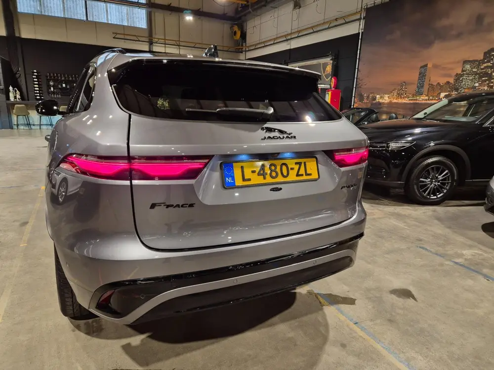Jaguar F-Pace 2.0 P400e PHEV HSE R-Dynamic - Panoramadak - M uit 2021, foto 8