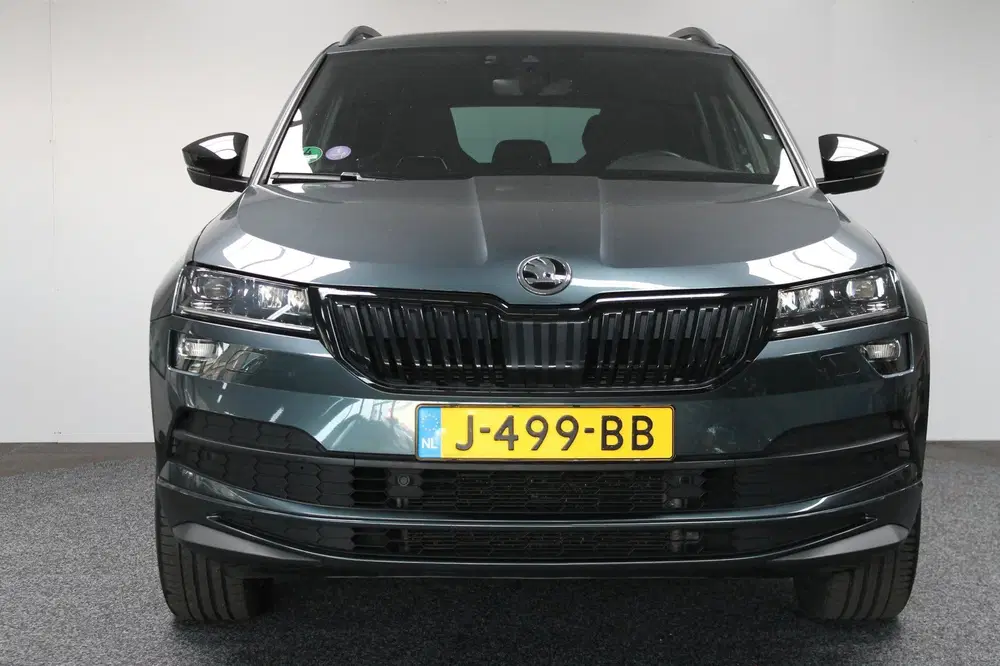 Skoda Karoq 1.5 TSI ACT Sportline Business uit 2020, foto 2