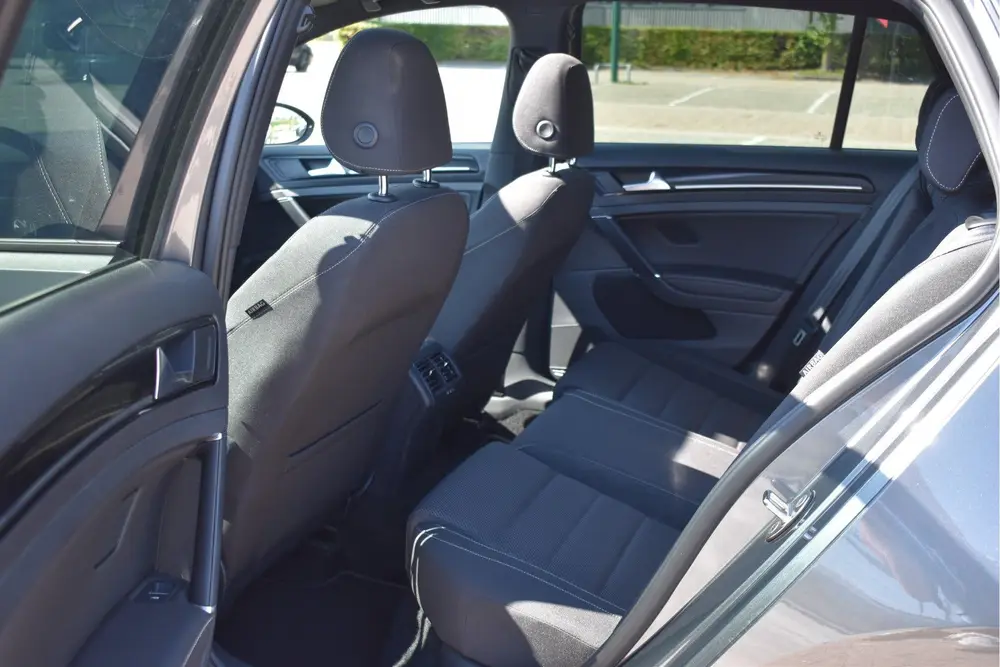 Volkswagen Golf 2.0 TSI 4Motion R 301PK Climate | LM Velgen uit 2019, foto 20