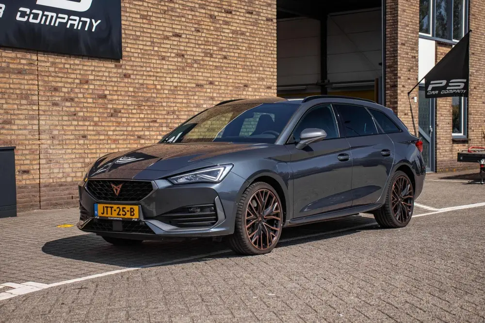 Cupra Leon 1.4 e-Hybrid VZ uit 2021, foto 2