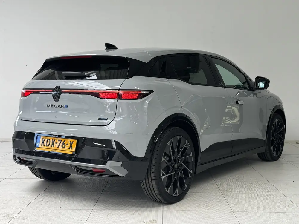 Renault Megane Comfort Range Esprit Alpine 60 kWh uit 2026, foto 2
