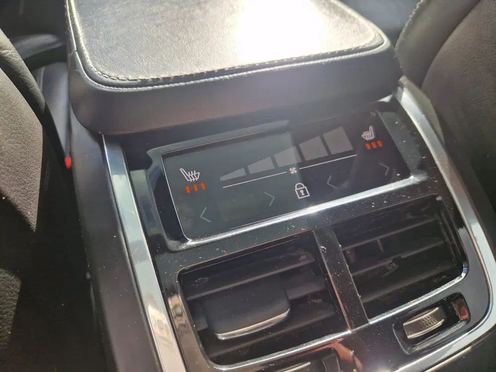 Volvo XC90 T8 Recharge AWD Massage uit 2020, foto 19