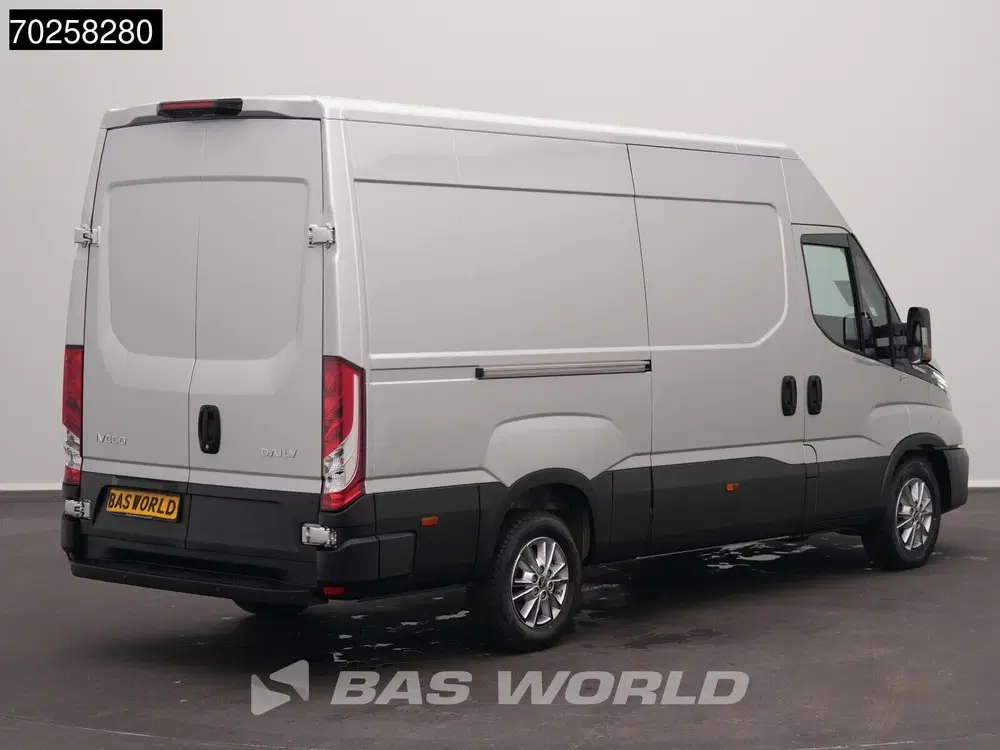 Iveco Daily BPM VRIJ 3.0L Automaat 210PK L2H2 2025-Mo uit 2024, foto 2