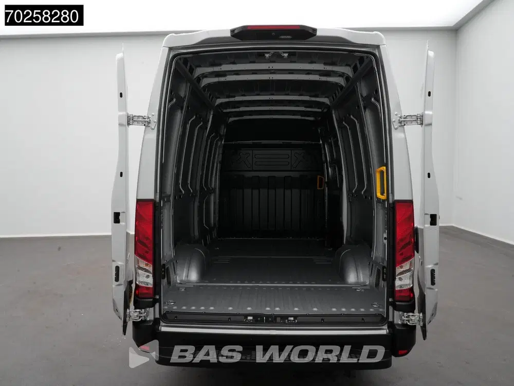 Iveco Daily BPM VRIJ 3.0L Automaat 210PK L2H2 2025-Mo uit 2024, foto 5