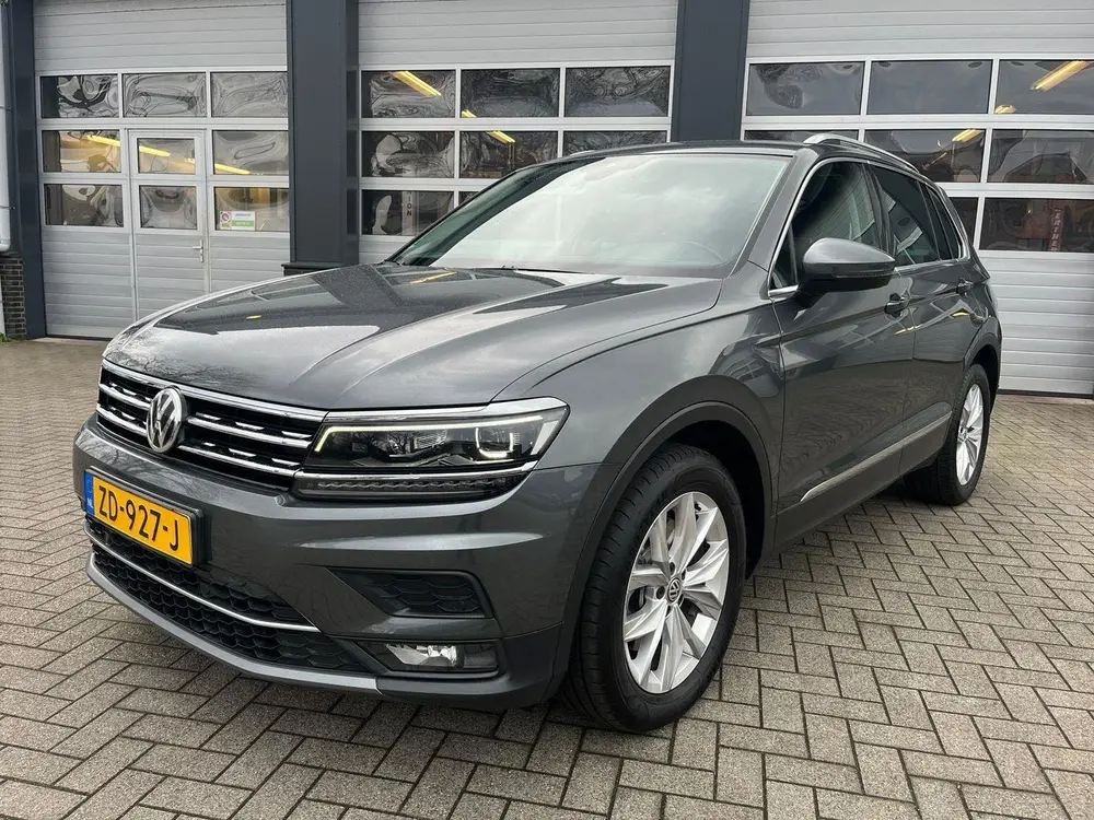 Volkswagen Tiguan 2.0 TSI 4Motion Highline uit 2019, foto 2