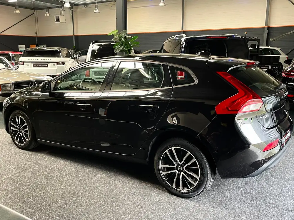Volvo V40 1.5 T2 Polar+ AIRCO NAVI NAP BTW uit 2019, foto 4