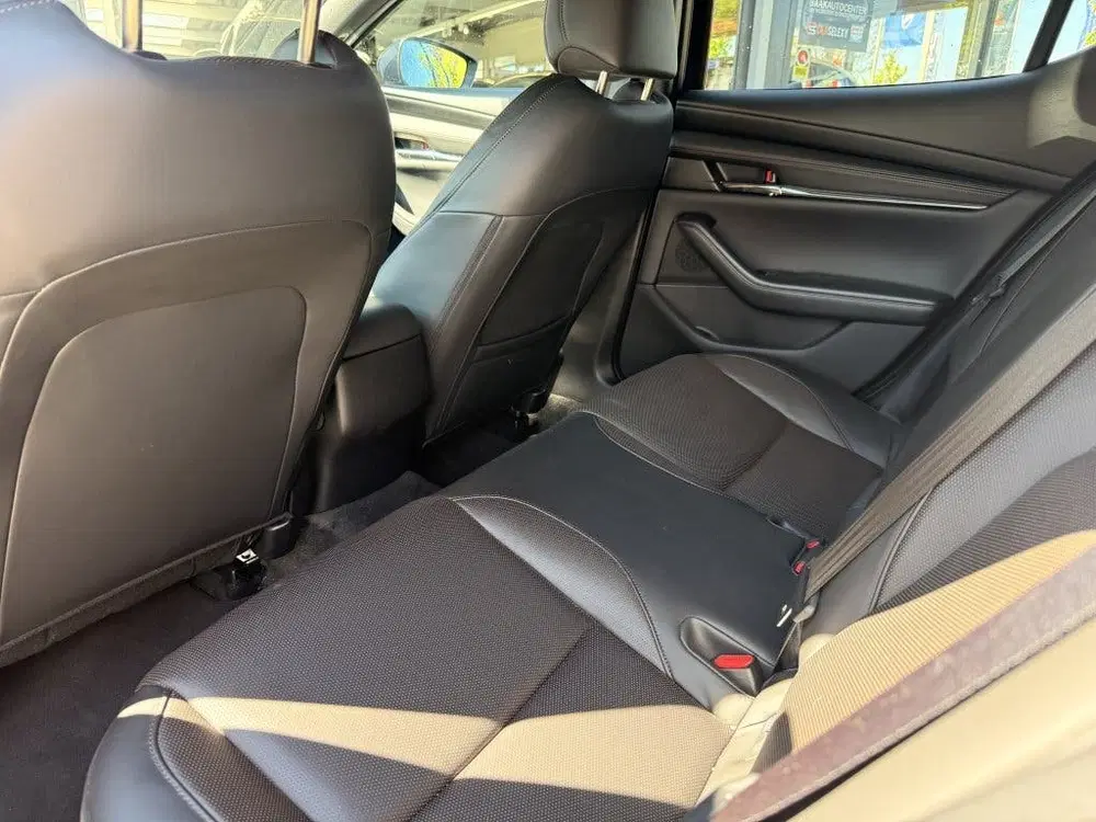 Mazda 3 2.0 e-SkyActiv-G 120 Excl.-Line uit 2024, foto 15