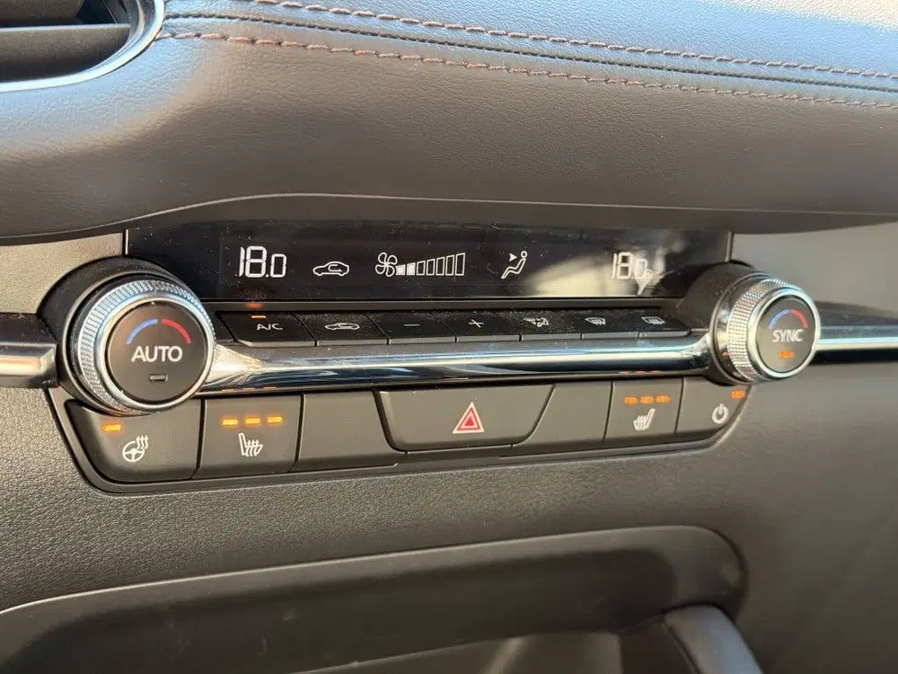 Mazda 3 2.0 e-SkyActiv-G 120 Excl.-Line uit 2024, foto 20