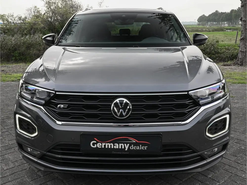 Volkswagen T-Roc 1.5TSI 150pk R-Line Pano Trekh LED 19-Inch uit 2020, foto 20