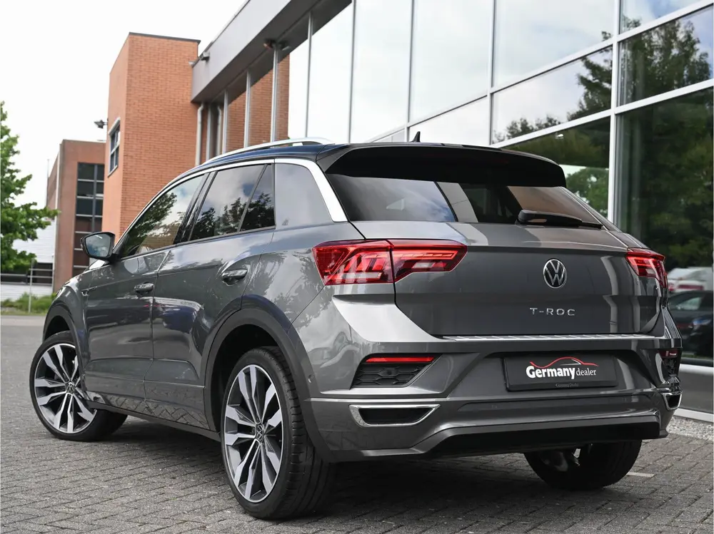 Volkswagen T-Roc 1.5TSI 150pk R-Line Pano Trekh LED 19-Inch uit 2020, foto 4