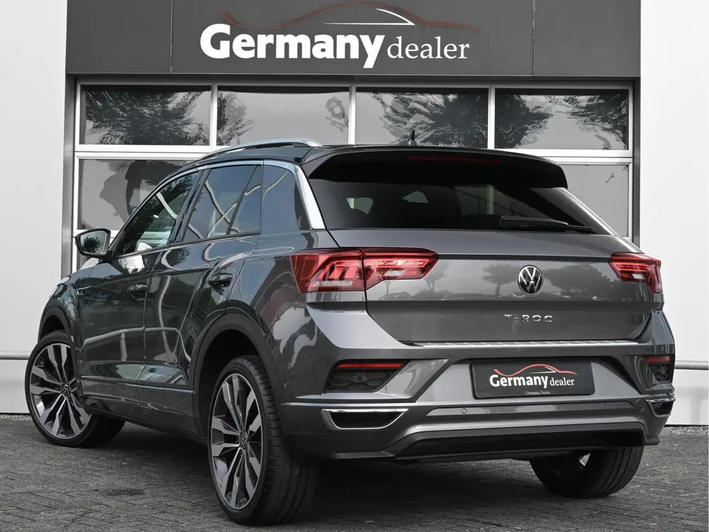 Volkswagen T-Roc 1.5TSI 150pk R-Line Pano Trekh LED 19-Inch uit 2020, foto 9