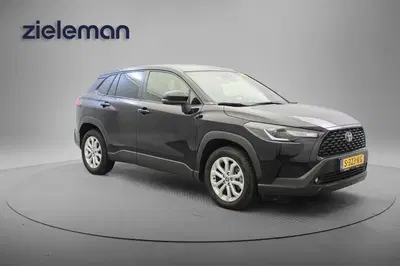 Toyota Corolla Cross 2.0 High Power Hybrid Active uit 2023