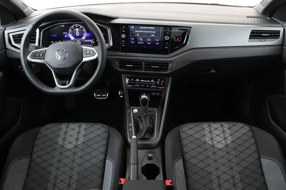 Volkswagen Polo 1.0 TSI R-LINE EDITION -PANO.DAK|KEYLESS|CAR uit 2026, foto 4