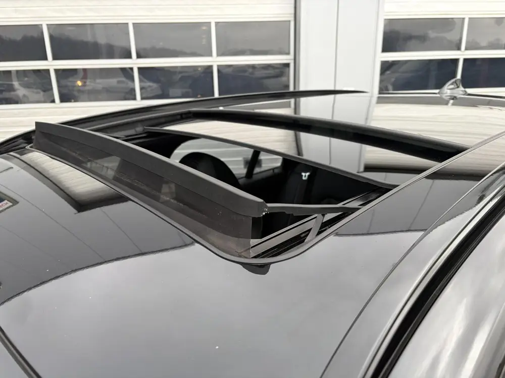 BMW 3-serie 330i High Executive Edition autom. pano uit 2020, foto 12
