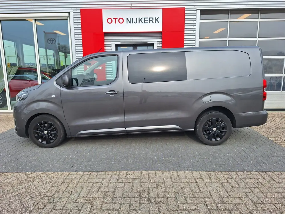 Toyota Proace 2.0 D-4D Professional Dubbel Cabine Aut uit 2022, foto 4