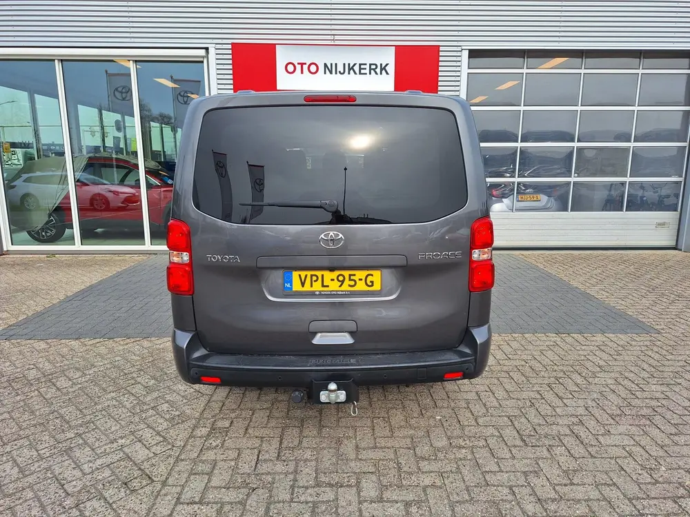 Toyota Proace 2.0 D-4D Professional Dubbel Cabine Aut uit 2022, foto 5