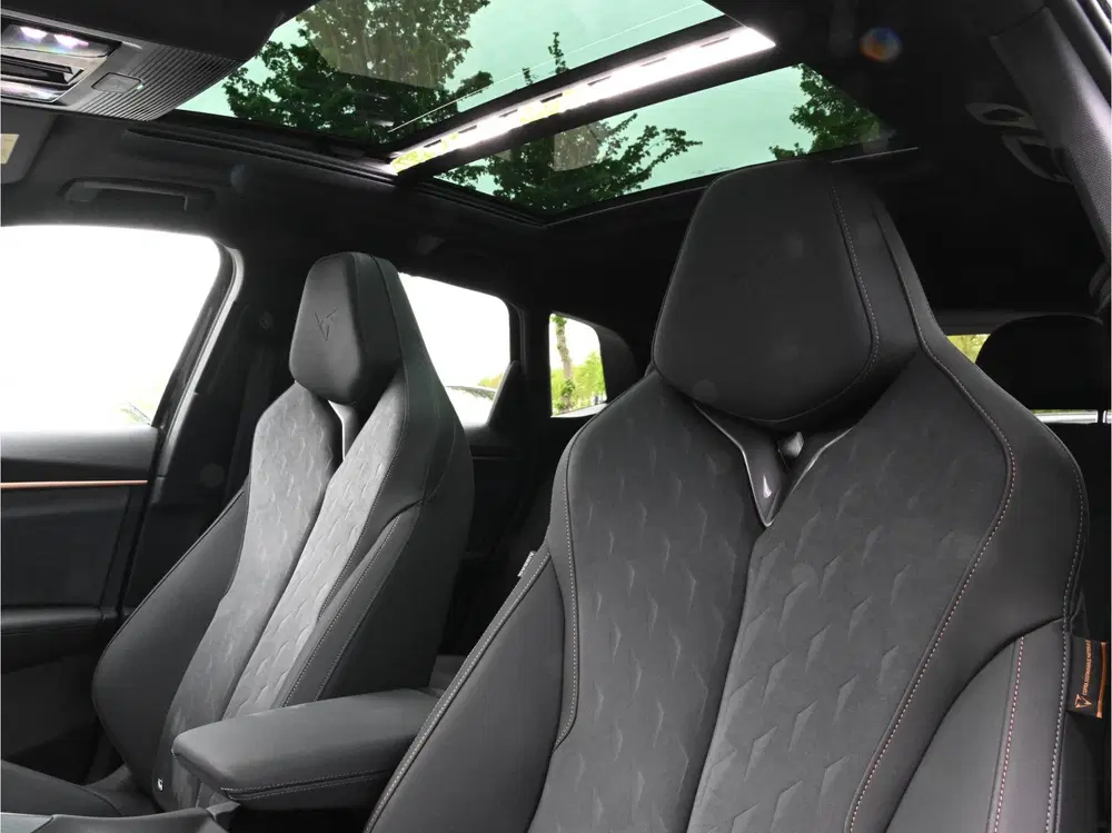 Cupra Terramar 1.5TSI e-Hybrid 272PK VZ Performance Pano uit 2025, foto 19