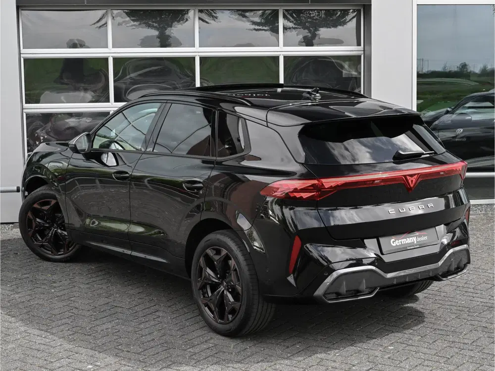 Cupra Terramar 1.5TSI e-Hybrid 272PK VZ Performance Pano uit 2025, foto 4