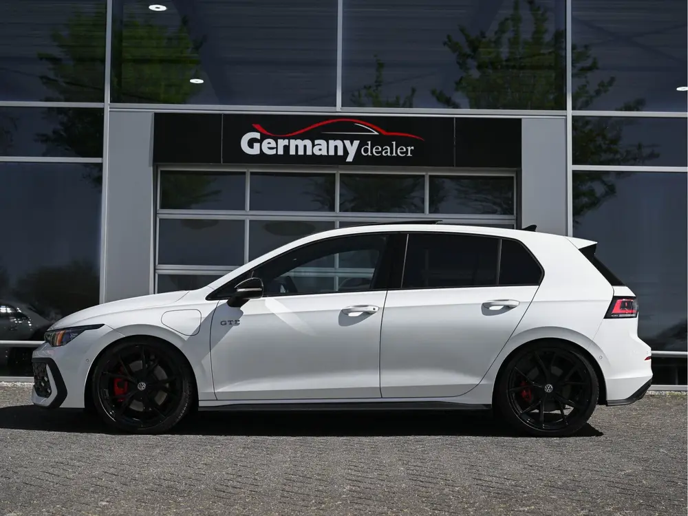 Volkswagen Golf 1.5 eHybrid GTE 272PK Leder Pano Tr-Haak Hea uit 2023, foto 3