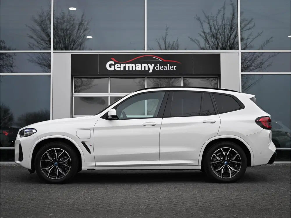 BMW X3 BMW X3 xDrive30e 292PK M-Sport Electr uit 2023, foto 3
