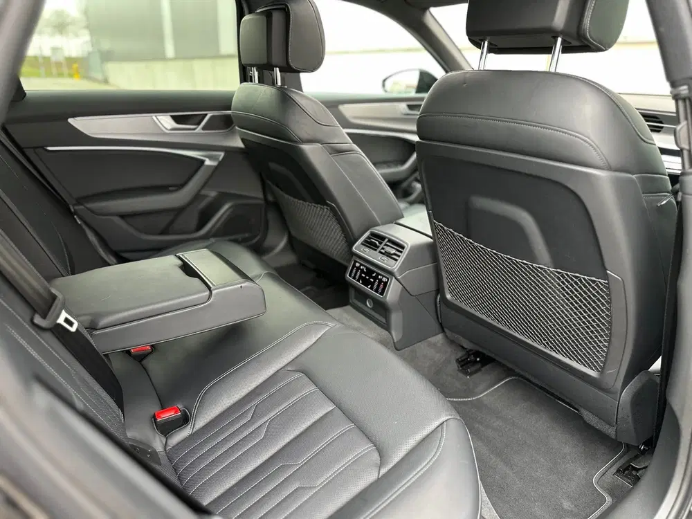 Audi A6 55 TFSI e Competition 21Inch S-line S6 dif uit 2020, foto 20