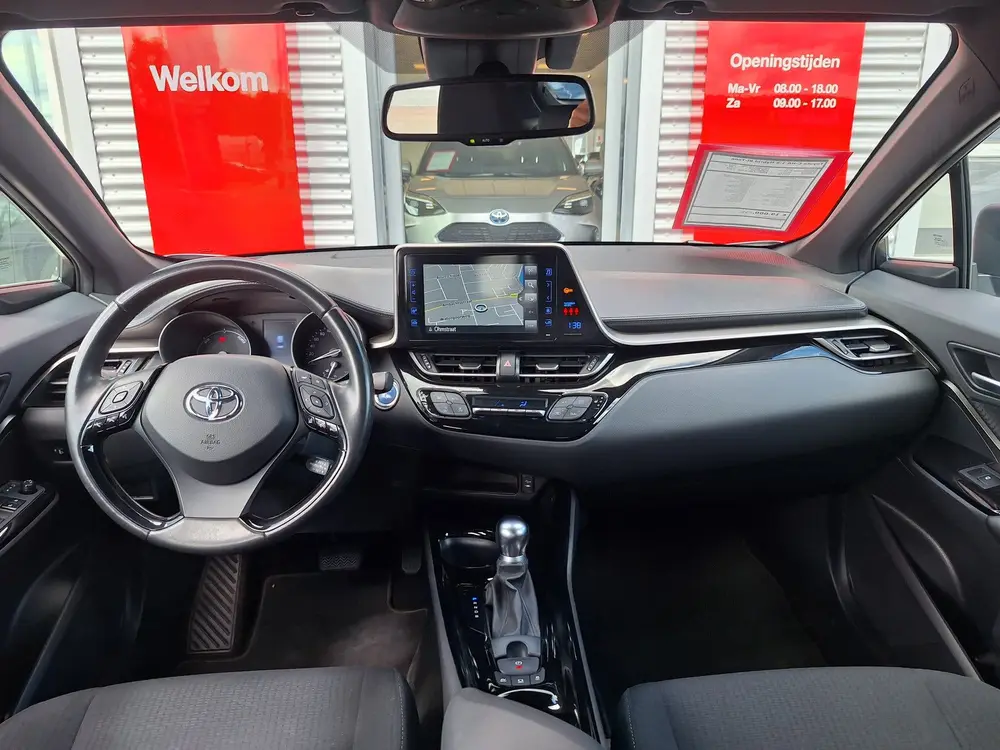 Toyota C-Hr 1.8 Hybrid Bi-Tone (bj 2019, automaat) uit 2019, foto 16