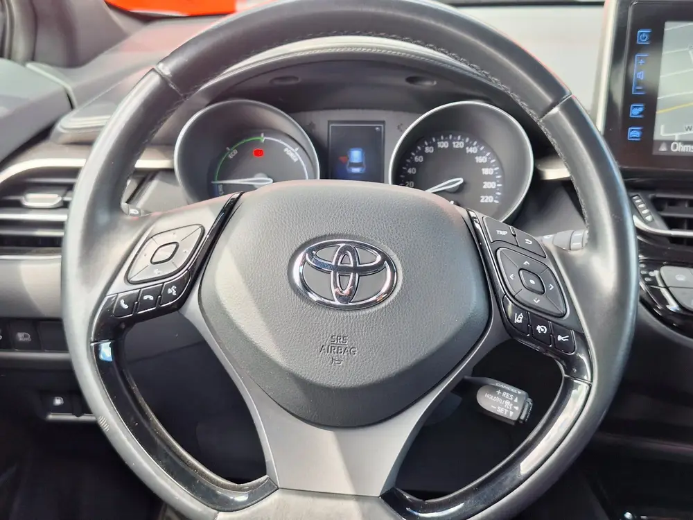 Toyota C-Hr 1.8 Hybrid Bi-Tone (bj 2019, automaat) uit 2019, foto 18