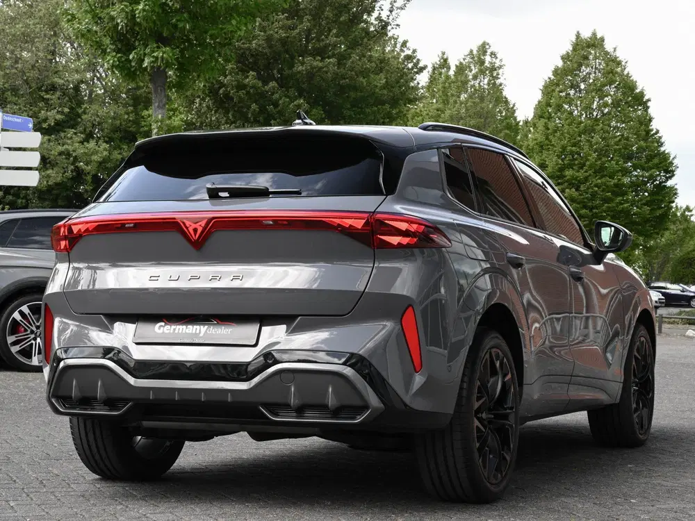 Cupra Terramar 1.5 TSI e-Hybrid 272PK VZ Performance 100k uit 2025, foto 5