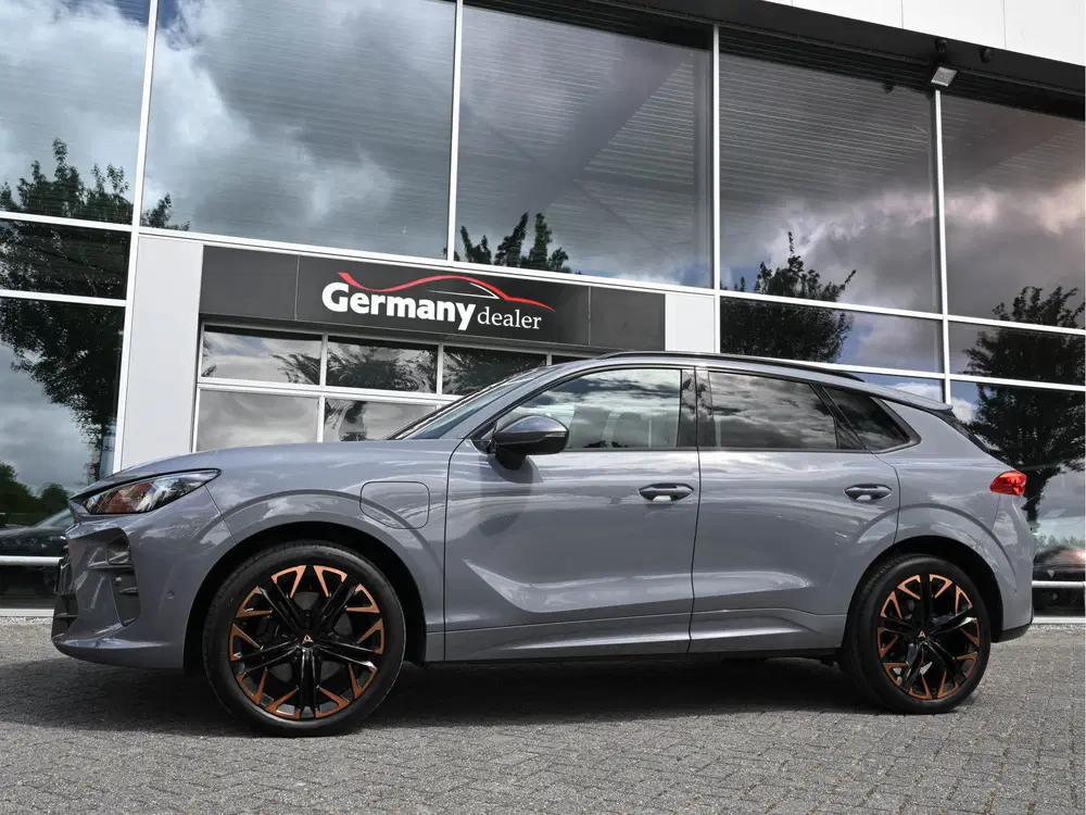 Cupra Terramar 1.5 TSI e-Hybrid 272PK VZ Performance 100k uit 2025, foto 8