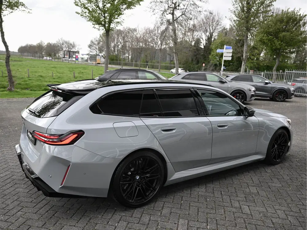 BMW M5 Touring 4.4 V8 729pk Pano M-Driver+Pro Car uit 2025, foto 11