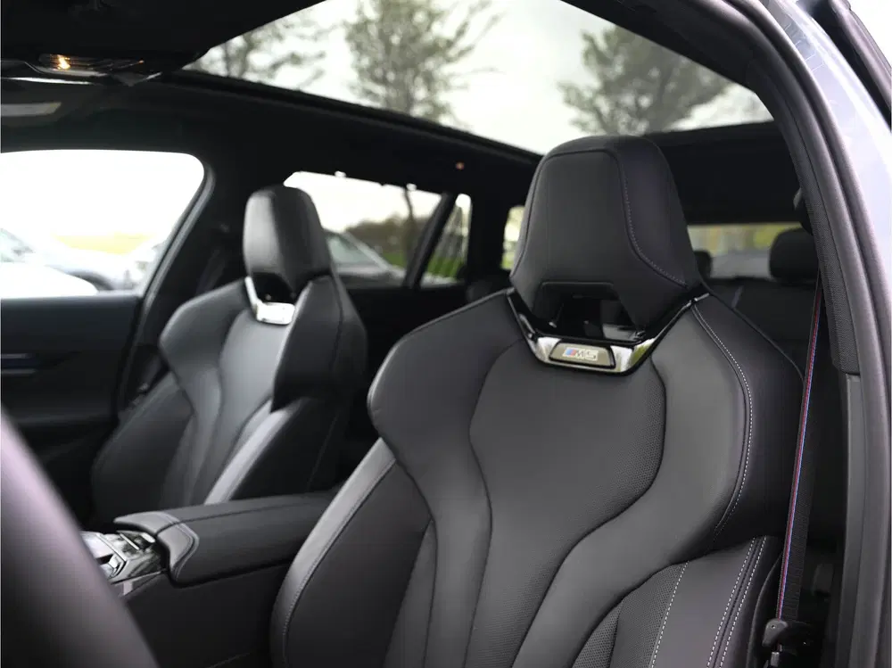 BMW M5 Touring 4.4 V8 729pk Pano M-Driver+Pro Car uit 2025, foto 18