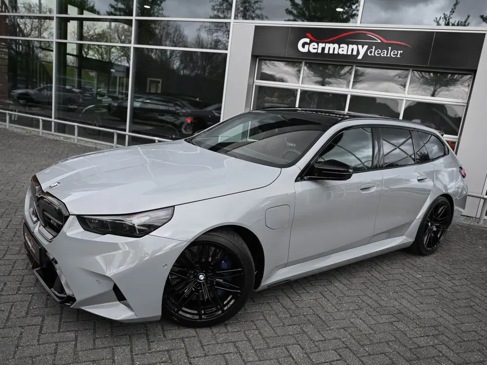 BMW M5 Touring 4.4 V8 729pk Pano M-Driver+Pro Car uit 2025, foto 6