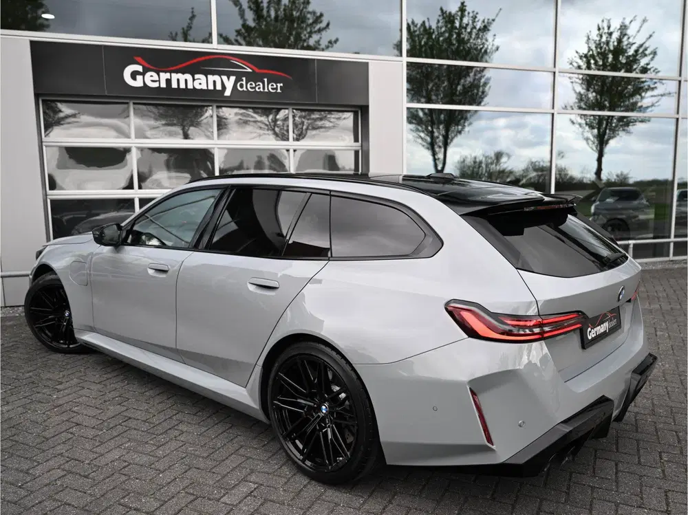 BMW M5 Touring 4.4 V8 729pk Pano M-Driver+Pro Car uit 2025, foto 7