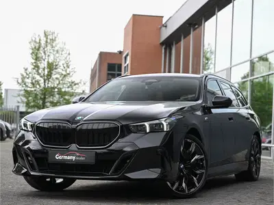 BMW 5-serie 5 Serie Touring 530e M-Sport+Pro M-Zetels uit 2025