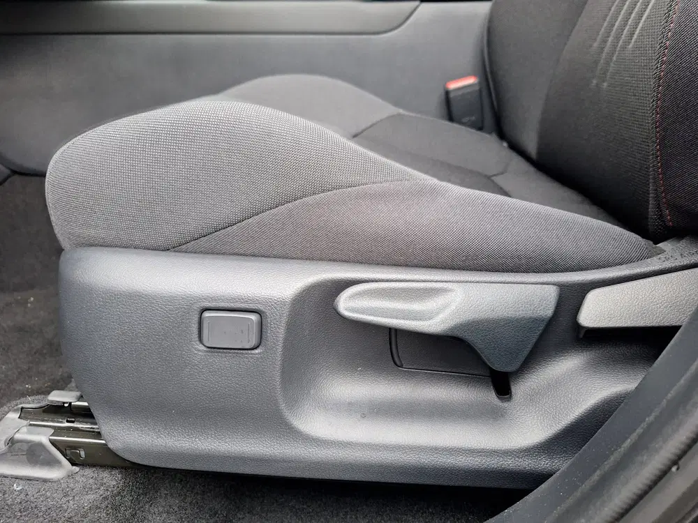 Toyota C-Hr 2.0 Plug-in Hybrid Dynamic Plus Limited uit 2025, foto 13