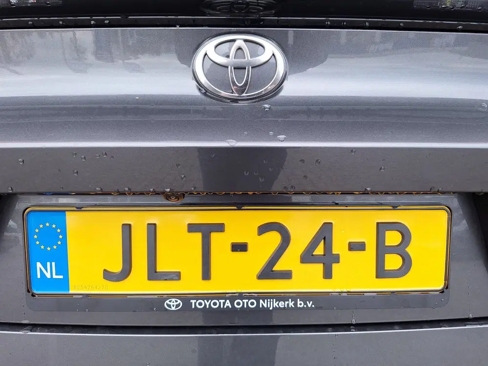 Toyota C-Hr 2.0 Plug-in Hybrid Dynamic Plus Limited uit 2025, foto 9