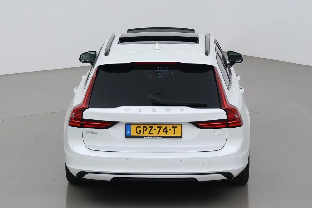Volvo V90 T6 Ultimate Dark uit 2024, foto 9