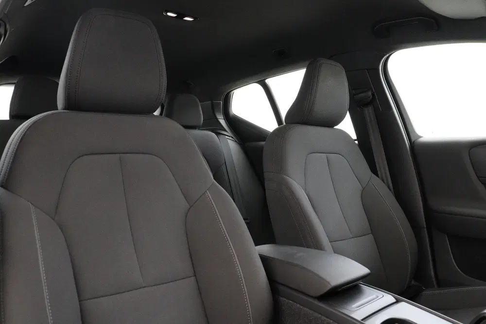 Volvo EX40 Single Motor Extended Range Plus 82 kWh -H uit 2025, foto 12