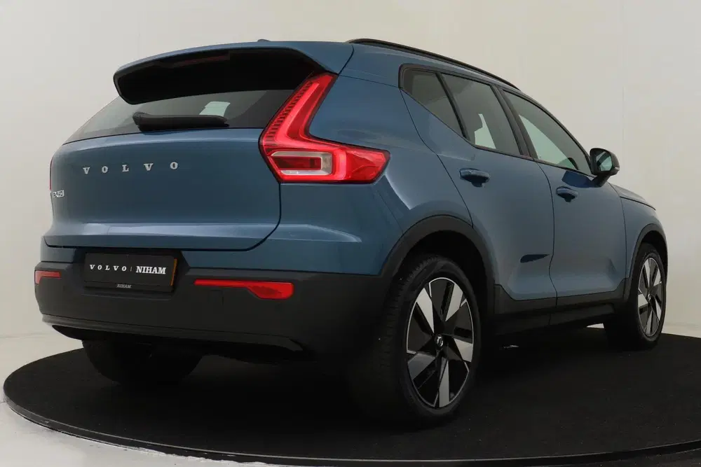 Volvo EX40 Single Motor Extended Range Plus 82 kWh -H uit 2025, foto 3
