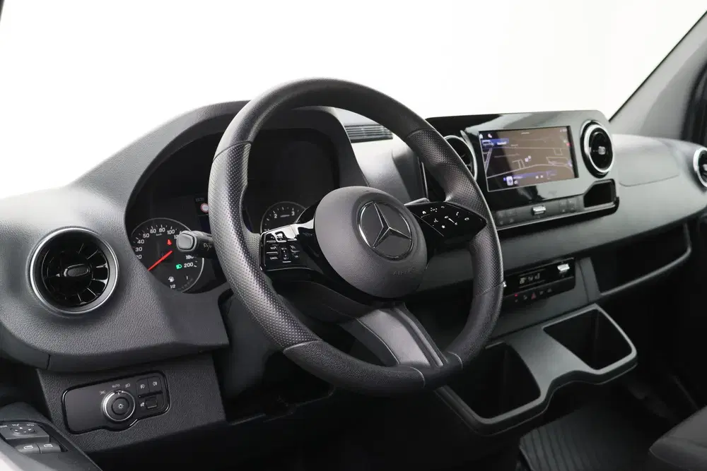 Mercedes-Benz Sprinter 317 CDI L2H2 3-Zits uit 2024, foto 2
