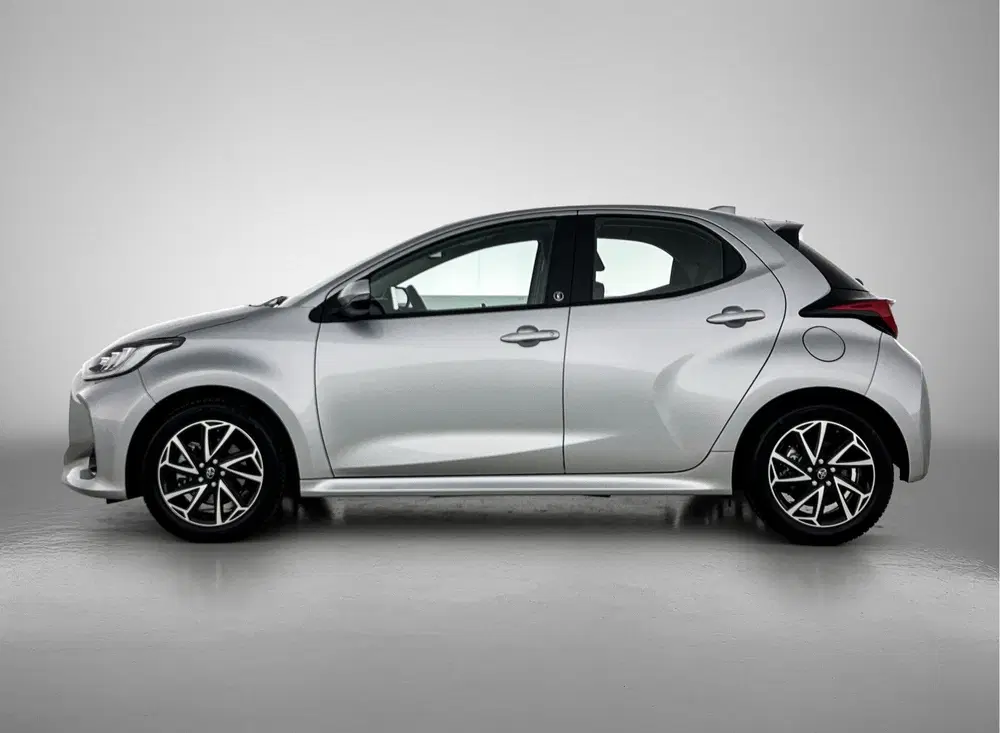 Toyota Yaris 1.5 Hybrid Dynamic + uit 2023, foto 3