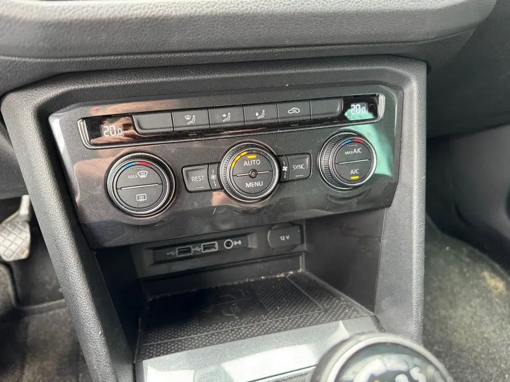 Volkswagen TIGUAN 1.5 TSI ACT R-Line 131PK Navi, Climatcntrl uit 2019, foto 10