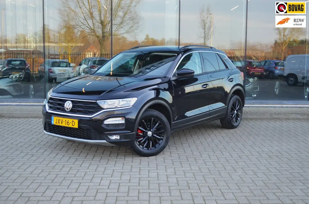 Volkswagen T-ROC 1.5 TSI Sport | Automaat | Stoelverwarming uit 2019