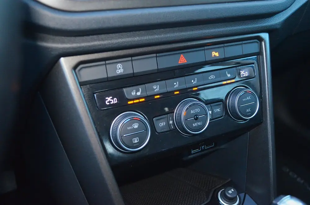 Volkswagen T-ROC 1.5 TSI Sport | Automaat | Stoelverwarming uit 2019, foto 20
