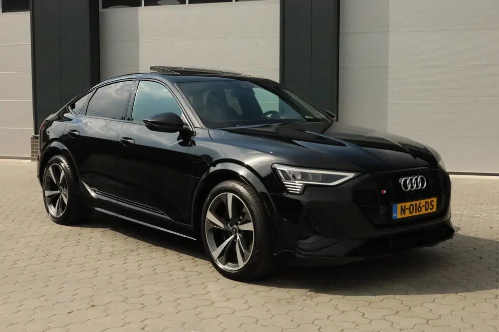 Audi e-tron S quattro 95 kWh 503pk B&O Pano Adapti uit 2021, foto 4