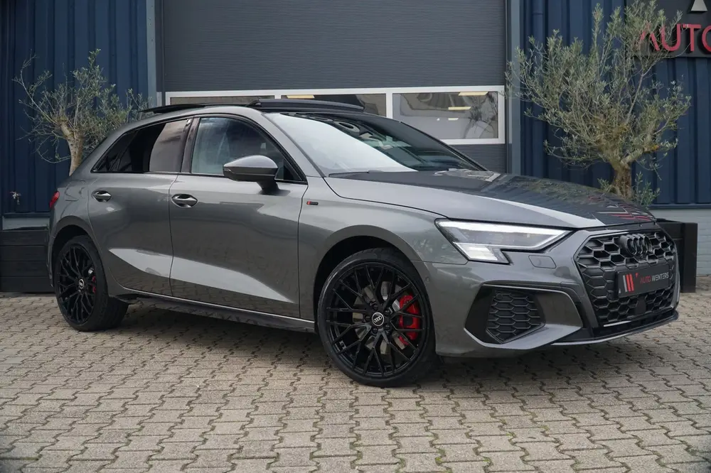Audi A3 Audi A3 Sportback 45 TFSI e 245PK PHEV S L uit 2023, foto 5
