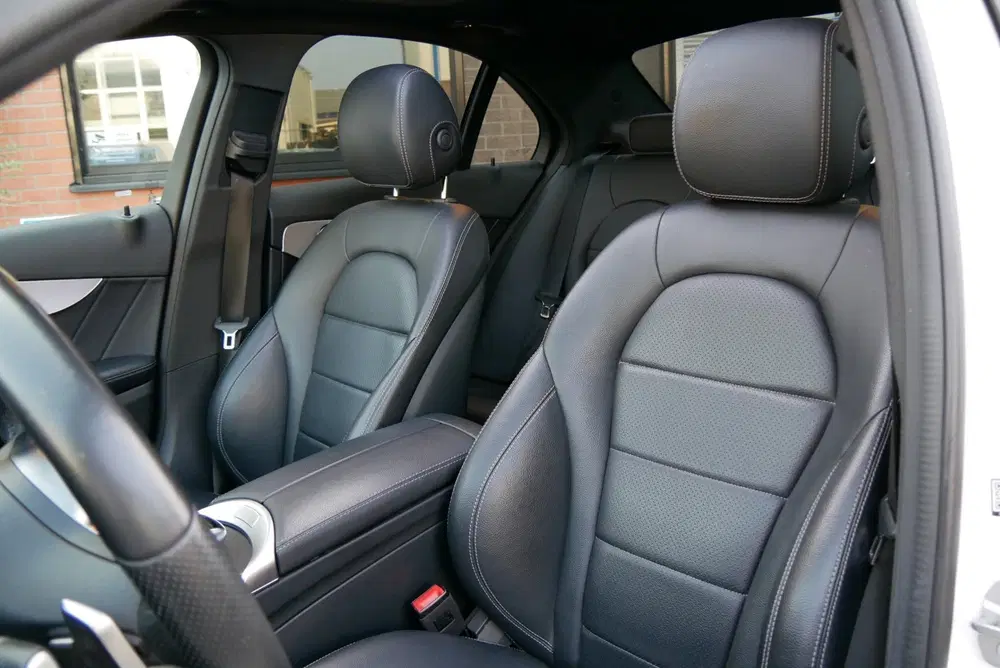 Mercedes-Benz C-Klasse 180 Business Solution AMG.pano.leder. uit 2021, foto 14