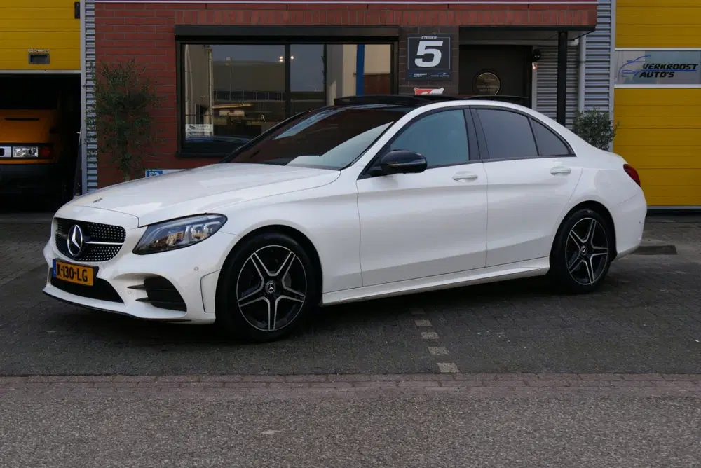 Mercedes-Benz C-Klasse 180 Business Solution AMG.pano.leder. uit 2021, foto 3